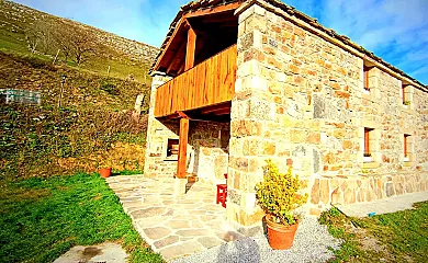 Cabañas Lo Teresa en San Roque de Riomiera (Cantabria) - Foto 1