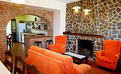 La Serrería y Casa Venecia en Galaroza (Huelva) - Foto 9