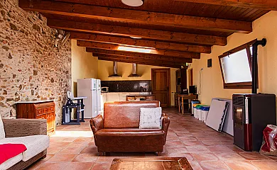 Agroturisme Sant Dionís en Campllong (Girona) - Foto 11