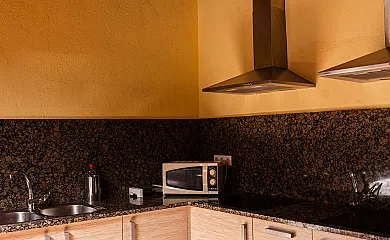 Agroturisme Sant Dionís en Campllong (Girona) - Foto 12