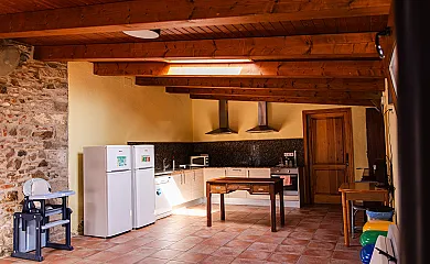 Agroturisme Sant Dionís en Campllong (Girona) - Foto 14