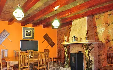 Casa SPA la Villa en Villanueva Del Campillo (Ávila) - Foto 5