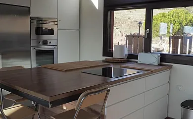 El Chiscon de la Hoya en Santa Maria de la Alameda (Madrid) - Foto 13