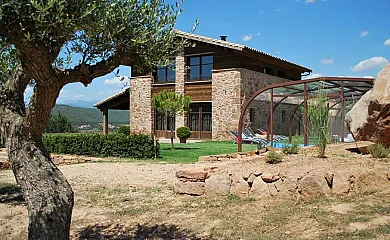 Cal Baró d´Abella y Casa La Torre Blanca en Cardona (Barcelona) - Foto 17