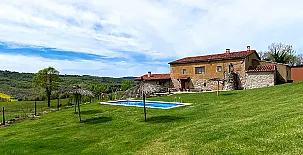 Alojamientos rurales Casa Canellas 002