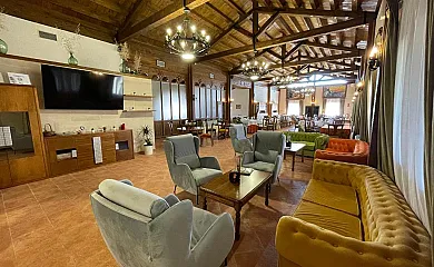 C.T.R La Parada del Cid en Espinosa De Cervera (Burgos) - Foto 2