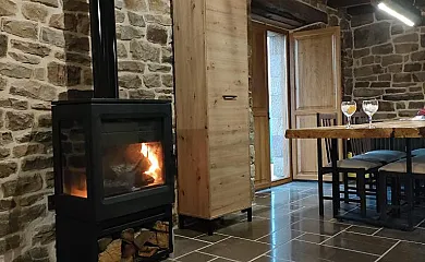 Villa Brenagudina-Cabaña Pasiega en San Pedro Del Romeral (Cantabria) - Foto 4