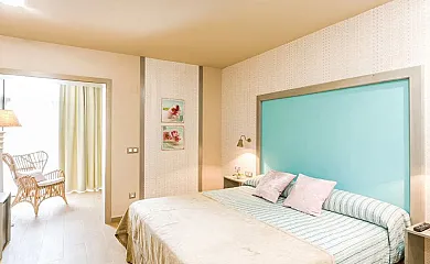 El Abuelo de la Cachava en Gajano (Cantabria) - Foto 2