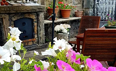 Apartamentos Lardiés en Biescas (Huesca) - Foto 2