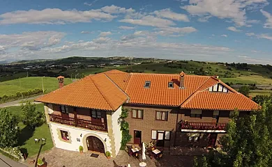 Posada Lunada en Barcena de Cudon (Cantabria) - Foto 1