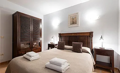 Alojamientos Rurales Can Llobet I, II, III y IV en Capmany (Girona) - Foto 13