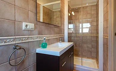 Alojamientos Rurales Can Llobet I, II, III y IV en Capmany (Girona) - Foto 14