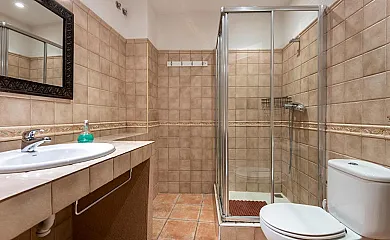 Alojamientos Rurales Can Llobet I, II, III y IV en Capmany (Girona) - Foto 17