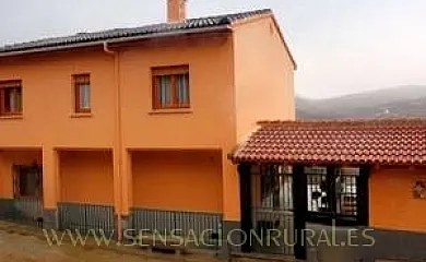 Casa Rural El Carimoche en Navarrevisca (Ávila) - Foto 1