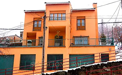 Casa Rural El Carimoche en Navarrevisca (Ávila) - Foto 2