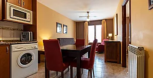 Apartamentos Turísticos La Trufa Negra 005