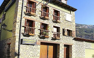 Apartamentos Petronilla en Benasque (Huesca) - Foto 1