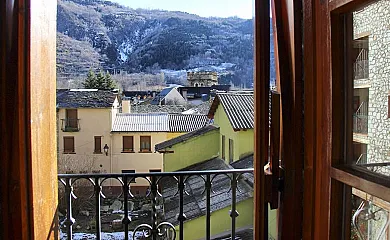 Apartamentos Petronilla en Benasque (Huesca) - Foto 3
