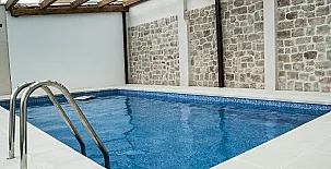 La Casa de La Abuela Lupe 003