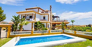 Cubo's Villa Fina 002