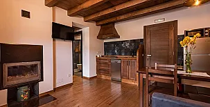 Apartamentos Rurales Casa Llongo 004