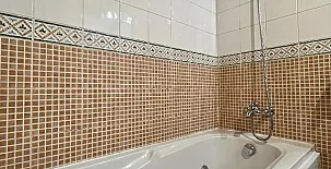 Aptos. turísticos Paseo de la Alameda 002