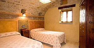 Casa Mur de Aluján 0024