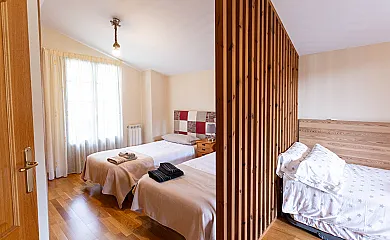 Askondo Vacacional en Urdaitz. Urdaniz (Navarra) - Foto 5