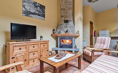 Apartamentos Blanca Senda del Oso en Bueida (Asturias) - Foto 3