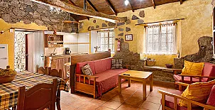 Casa Rural bajo el Roque Nublo - Tejeda 003