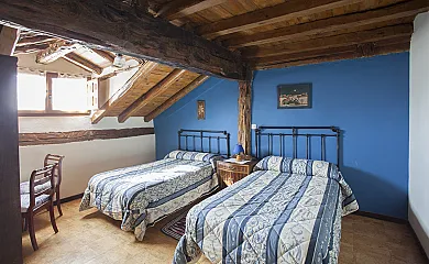 Casa Rural Lobega I y II en Santa Marta Del Cerro (Segovia) - Foto 9