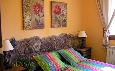 Alojamientos para grupos de 4 a 100 personas. PRECIOS ESPECIALES para familias en Navaluenga (Ávila) - Foto 6