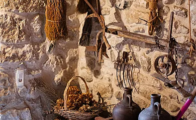 La Casa Escondida y La Otra en Cogeces Del Monte (Valladolid) - Foto 8