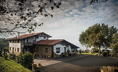 Harrigain en Igueldo (Guipuzcoa) - Foto 2