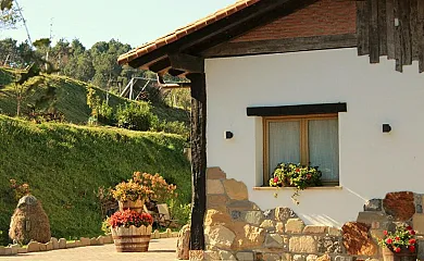 Harrigain en Igueldo (Guipuzcoa) - Foto 3