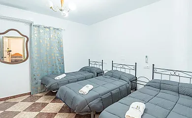 Cortijo Los Pinos en Villanueva de Algaidas (Málaga) - Foto 13