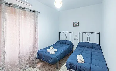 Cortijo Los Pinos en Villanueva de Algaidas (Málaga) - Foto 24