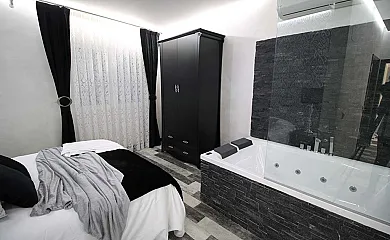 Apartamentos La Mica Real en Valdenoches (Guadalajara) - Foto 1