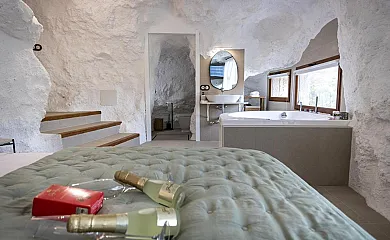 Casa Túnel Nido de Águilas en Alcala Del Júcar (Albacete) - Foto 2