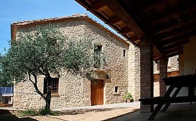 Can Menosa, Ca la Sastressa y El Graner en Sant Esteve de Guialbes (Girona) - Foto 8