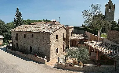 Can Menosa, Ca la Sastressa y El Graner en Sant Esteve de Guialbes (Girona) - Foto 2