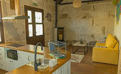 Casiñas de Acevedo en Xunqueira De Ambia (Ourense) - Foto 4