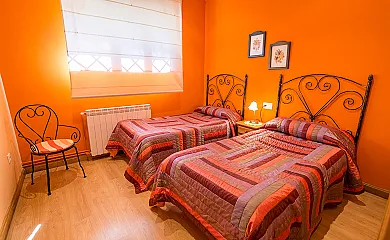 Fuente del Pino en San Leonardo de Yagüe (Soria) - Foto 19