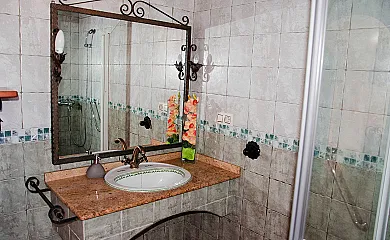 Cuevas Cazorla en Hinojares (Jaén) - Foto 7