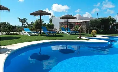 Apartamentos El Descanso en Conil de la Frontera (Cádiz) - Foto 2