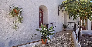 Apartamentos Cueva Pedro Antonio de Alarcon 0057