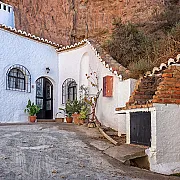 Apartamentos Cueva Pedro Antonio de Alarcon 001