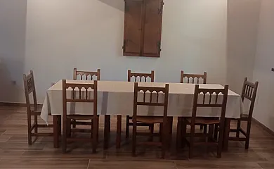 El Casar de Espejos en Los Espejos de la Reina (León) - Foto 12