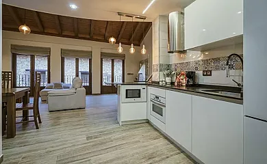 Casa Rural Puente del Rey en Melgar de Fernamental (Burgos) - Foto 3