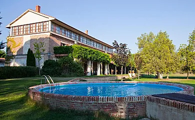 Posada Real del Pinar en Pozal de Gallinas (Valladolid) - Foto 1